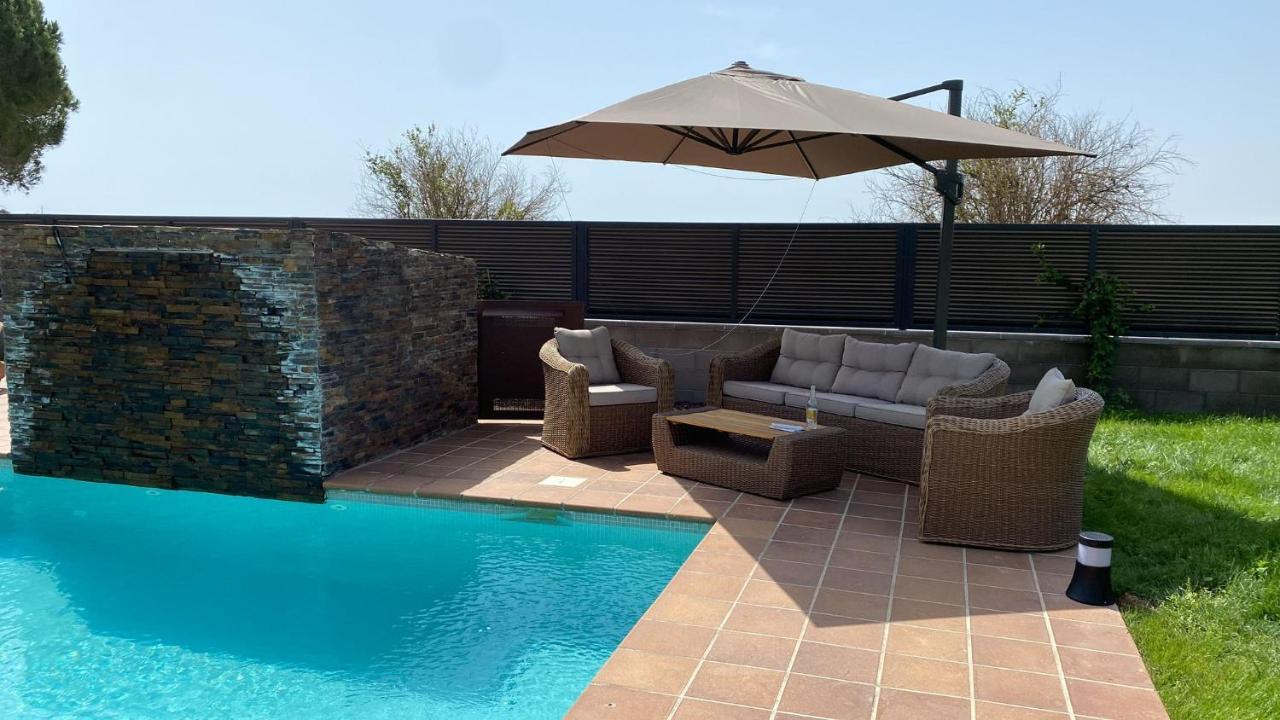 Villa Sol Peralada Golf ภายนอก รูปภาพ