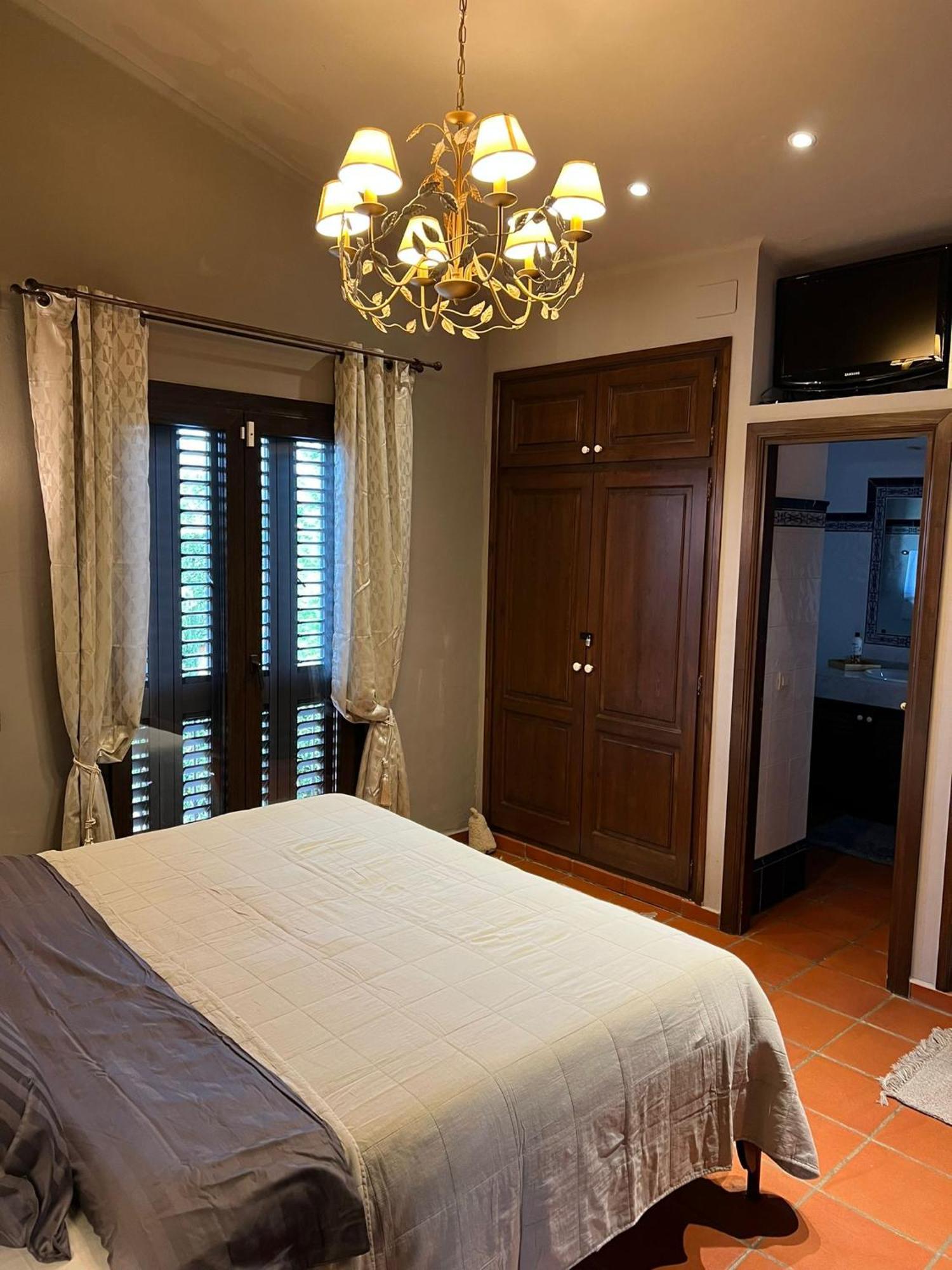 Villa Sol Peralada Golf ภายนอก รูปภาพ
