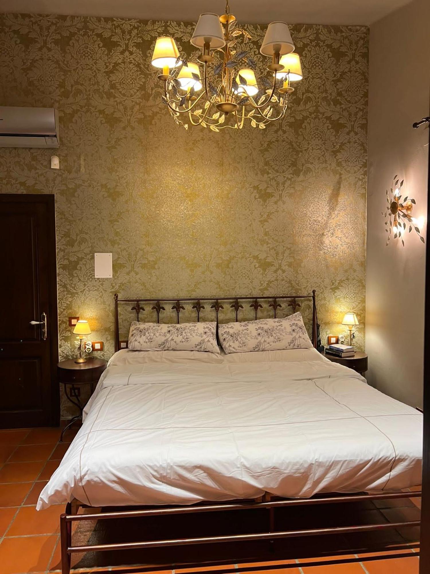 Villa Sol Peralada Golf ภายนอก รูปภาพ